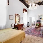 Testa - Wr Apartments