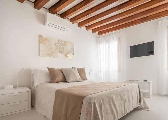 Casa Canal
