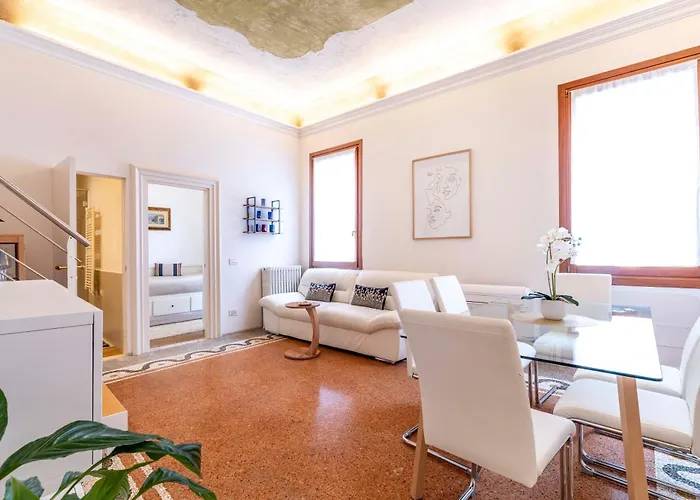 Ca\' Pestrin Suite House - San Marco Square