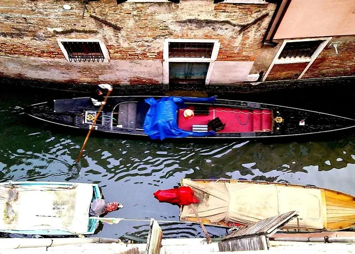Live Venice As A Real Venetian