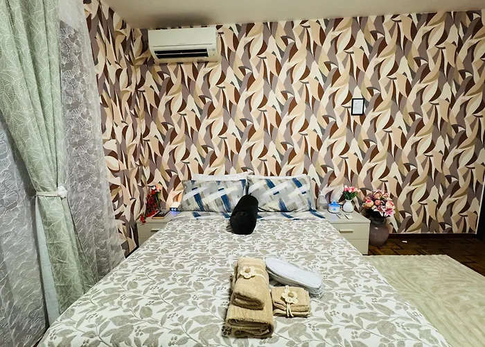 Suite Apartment Near Venice