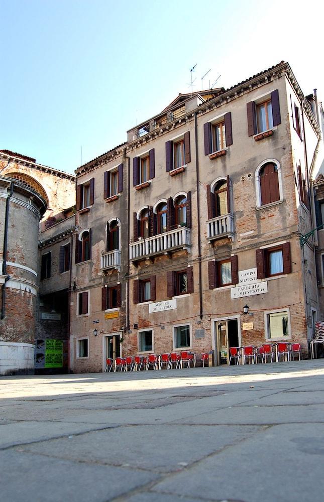 Armizo Bed & Breakfast