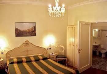 Hotel Ovidius 3*