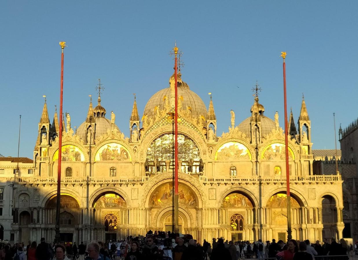 Cà Del Poeta * Venise