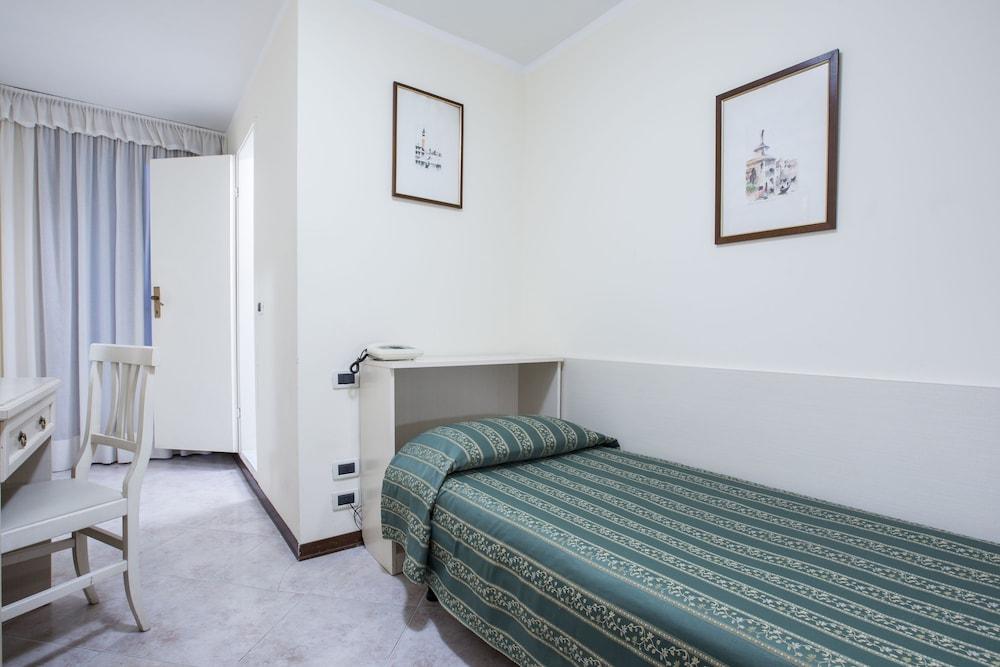 Hotel Universo & Nord 3*