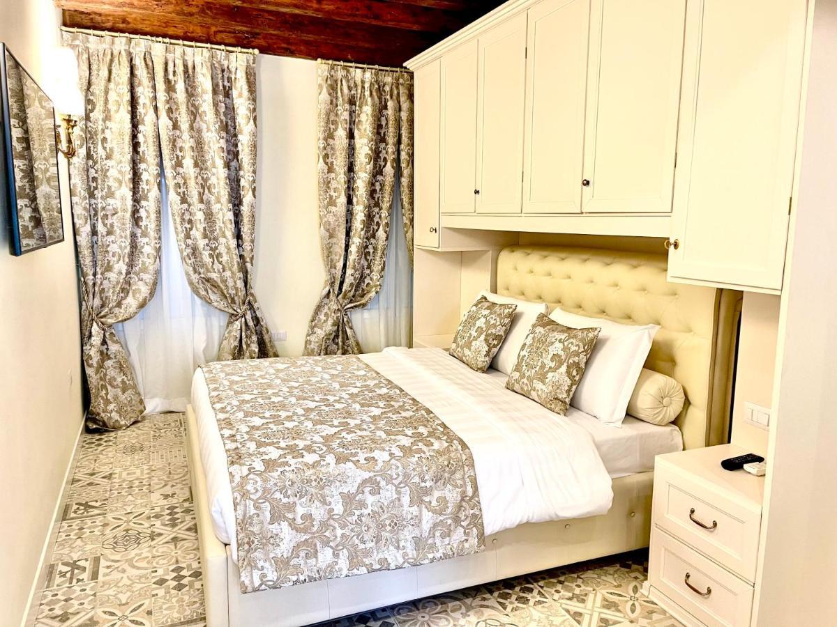 Mh 3202 Appartement Venise