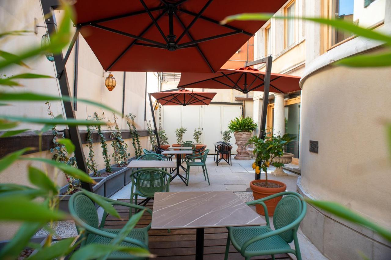 Bed & Breakfast Palazzina Fortuny 3*
