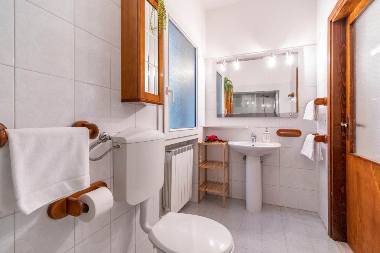 Apartment Ponte Squero Flat M0270423226 Venice