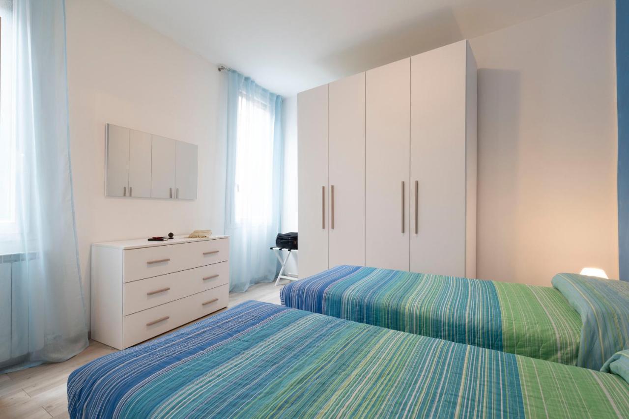 Ponte Squero Flat M0270423226 Venice