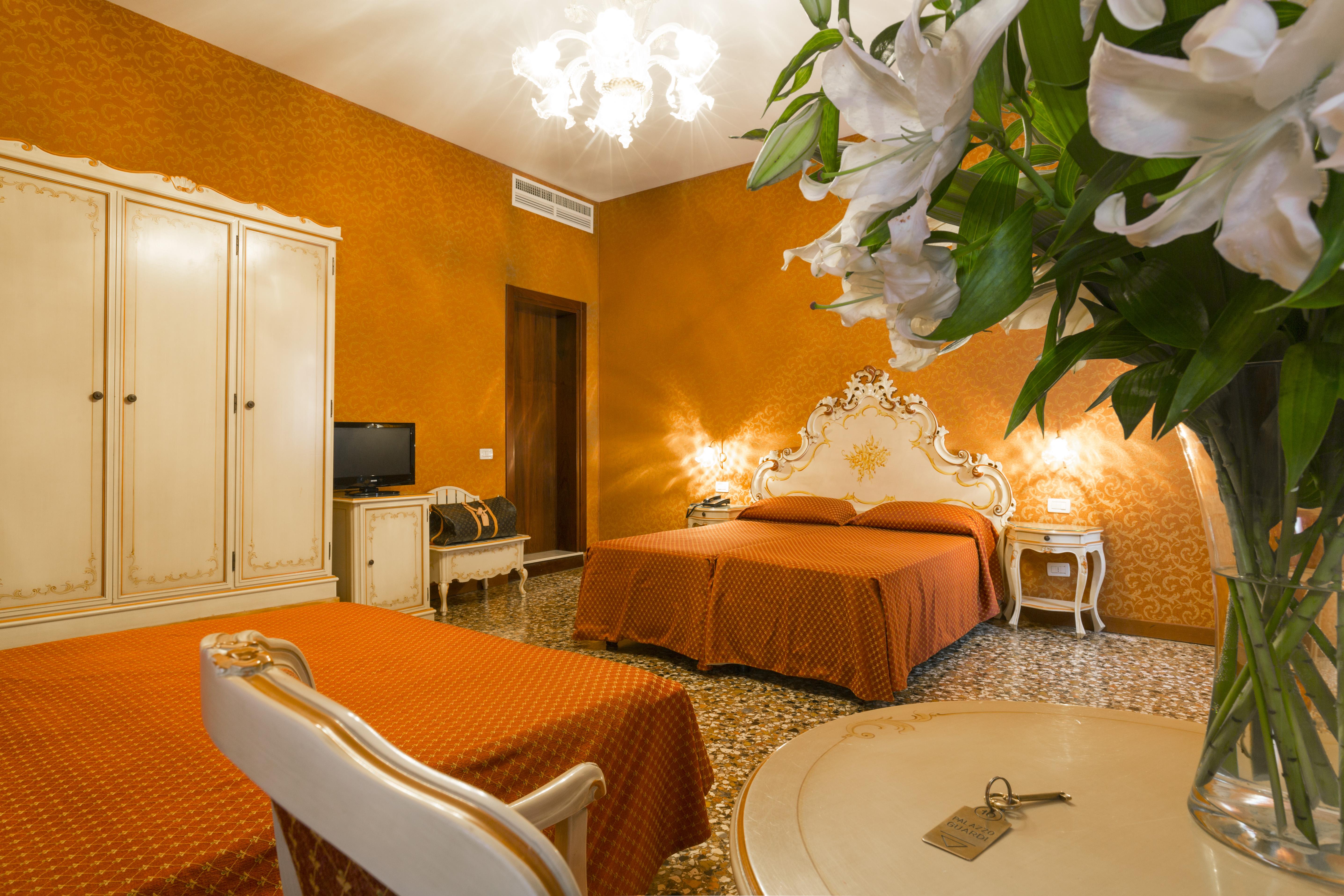 Palazzo Guardi Gasthuis 3*