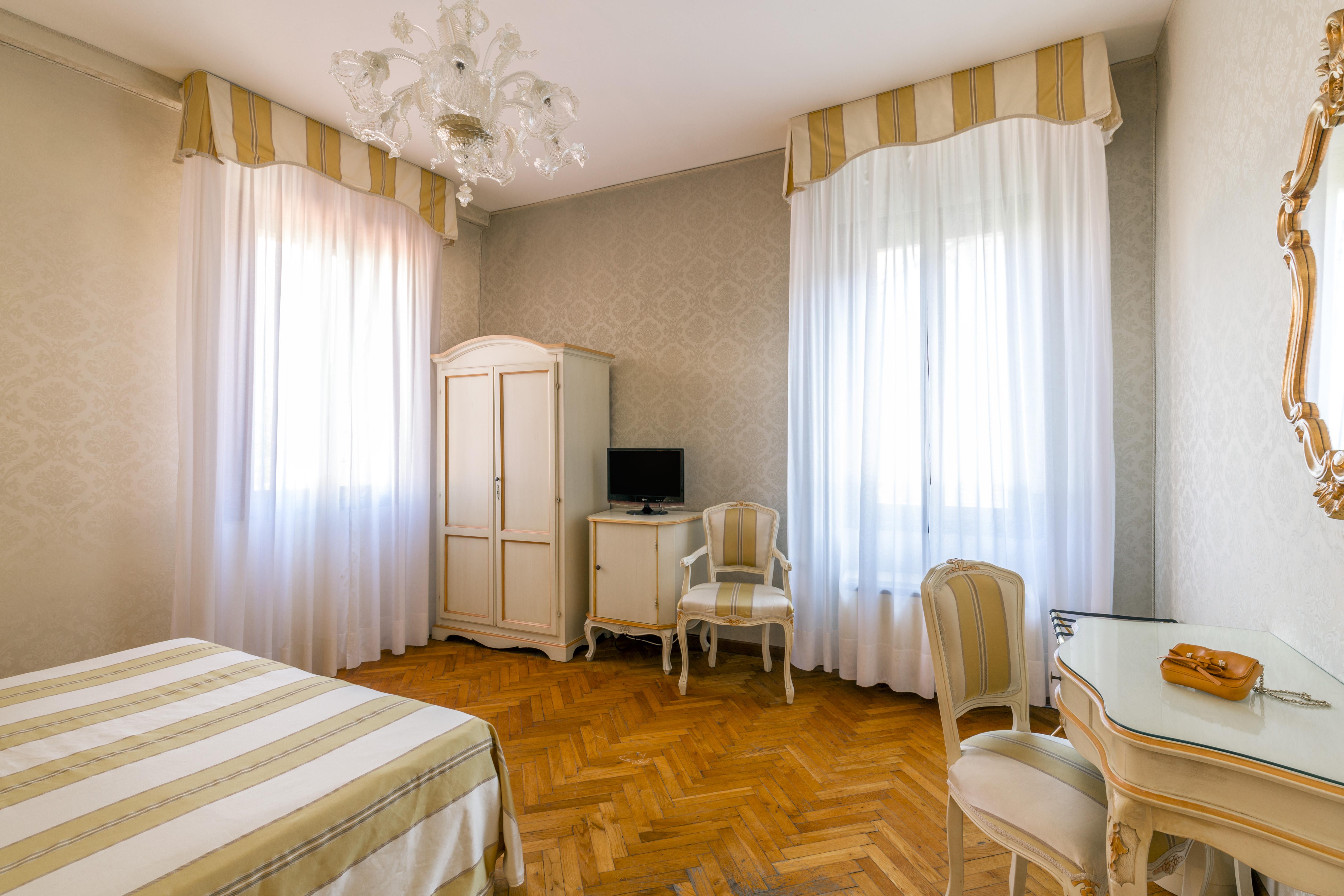 Gasthuis Palazzo Guardi 3*