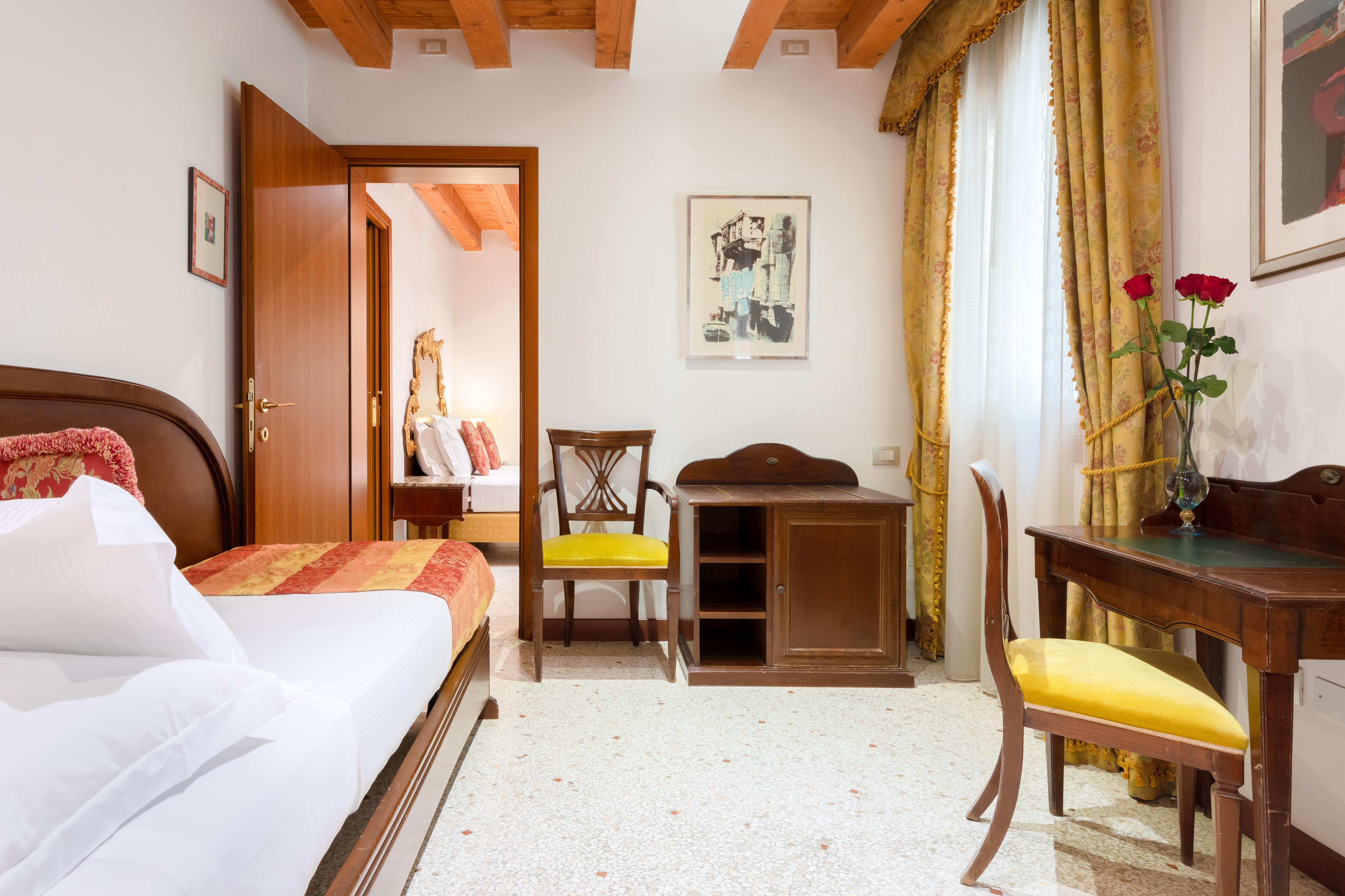 Palazzina Fortuny Bed & Breakfast Venetië
