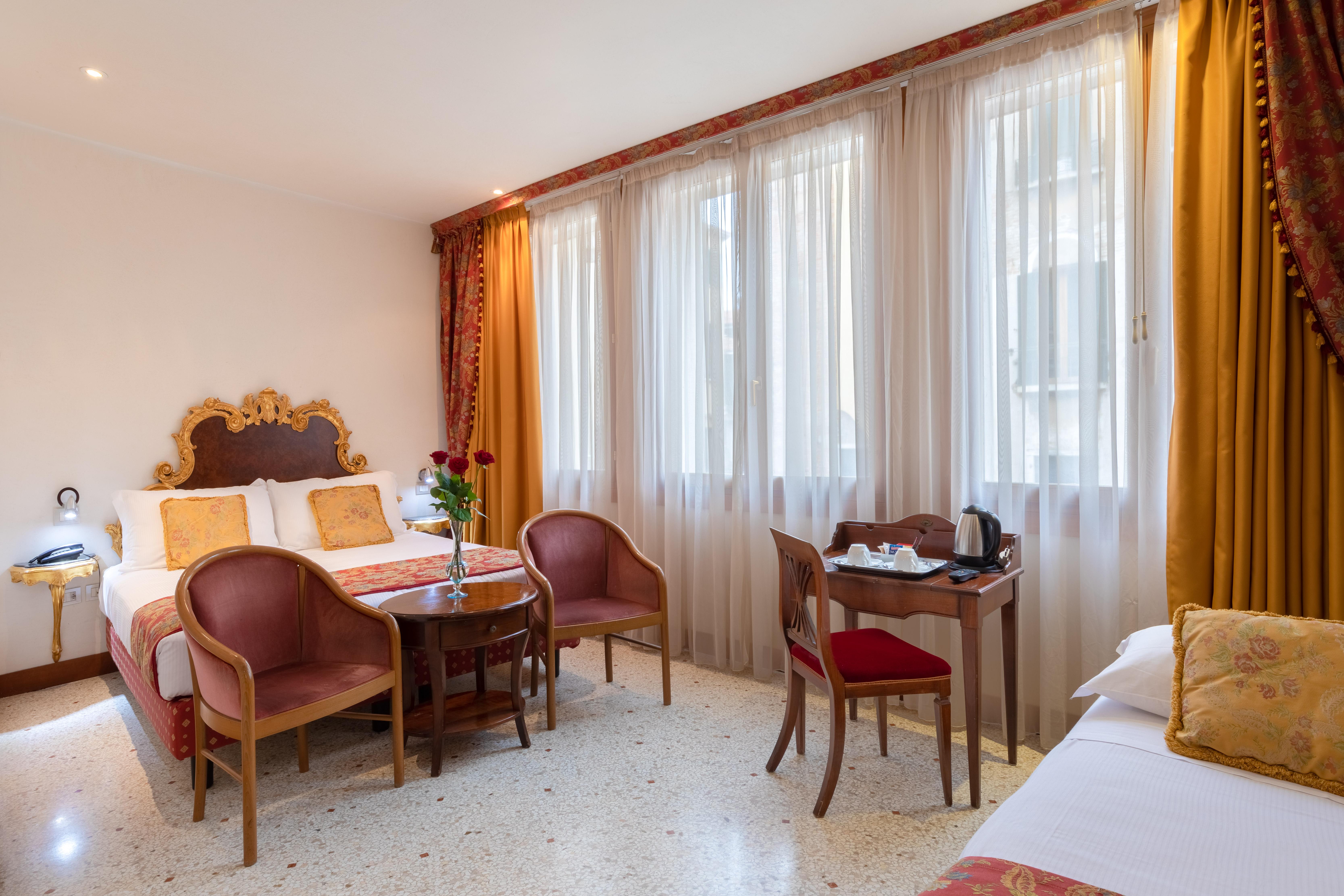 Palazzina Fortuny Bed & Breakfast Venetië