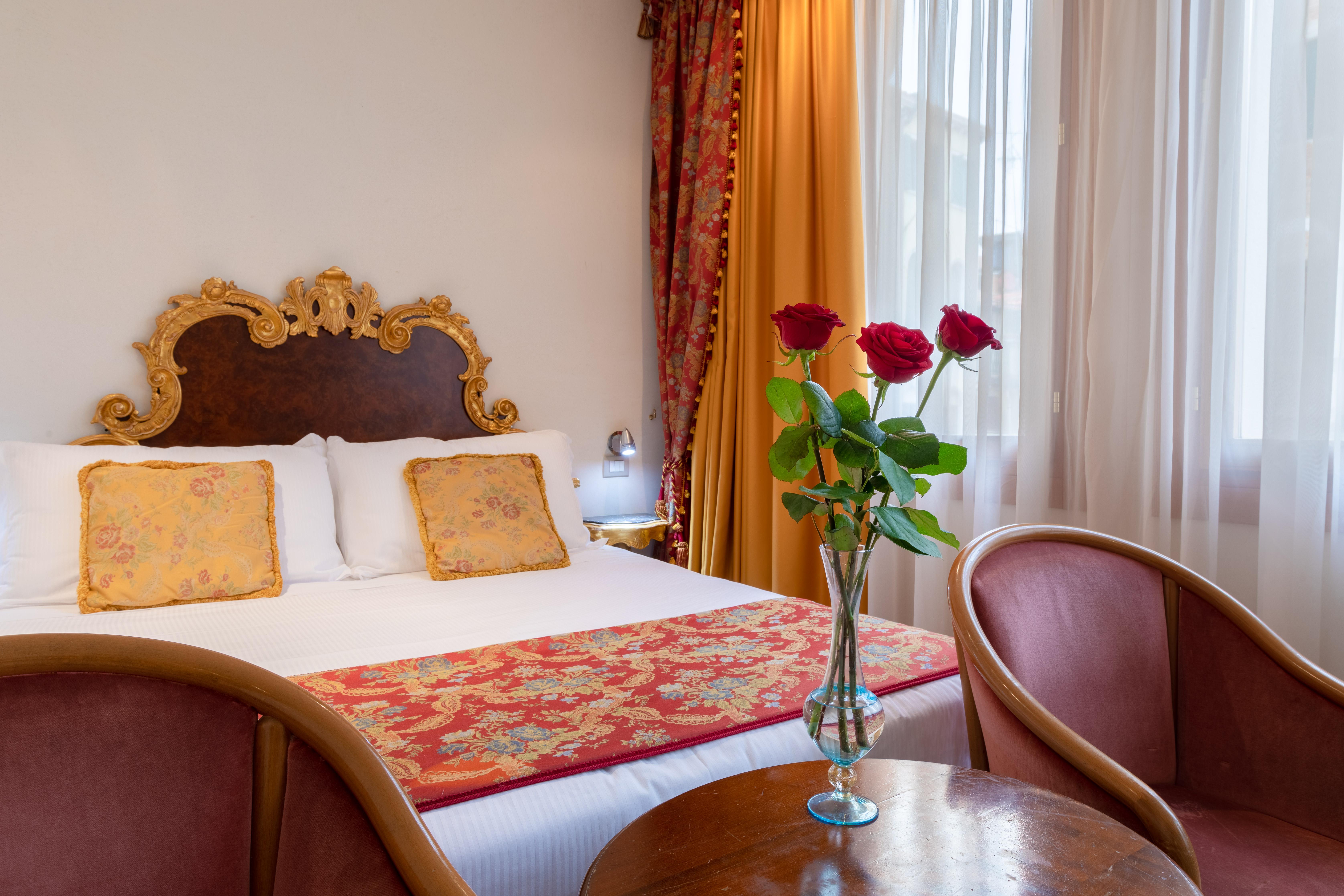 Palazzina Fortuny Bed & Breakfast 3*