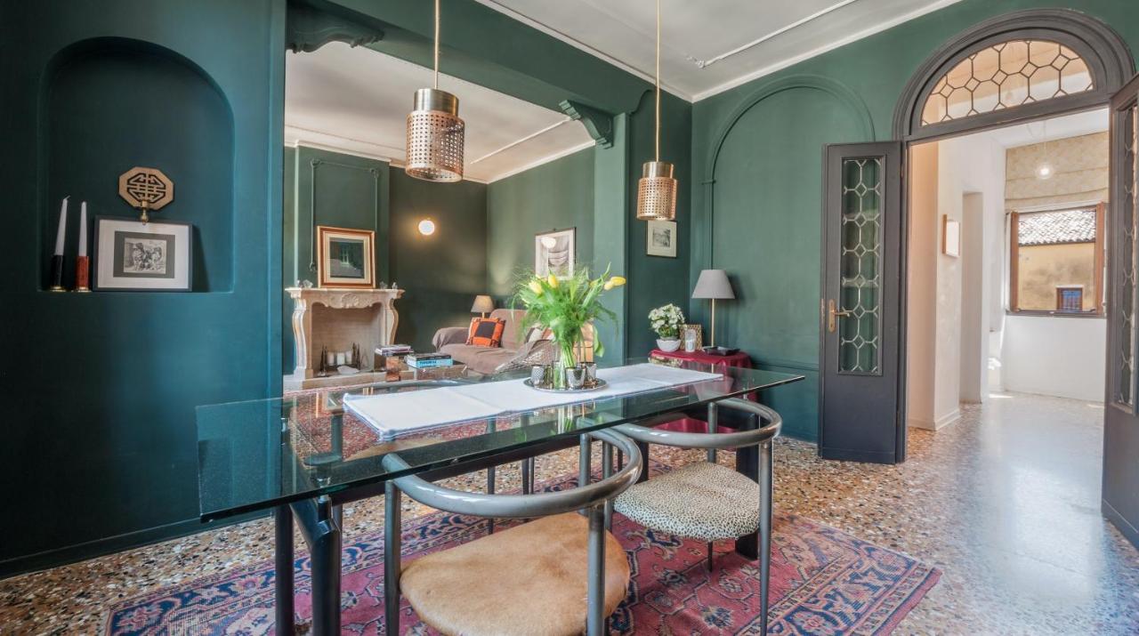 Stylish Renovated In The Heart Of The City * Venezia