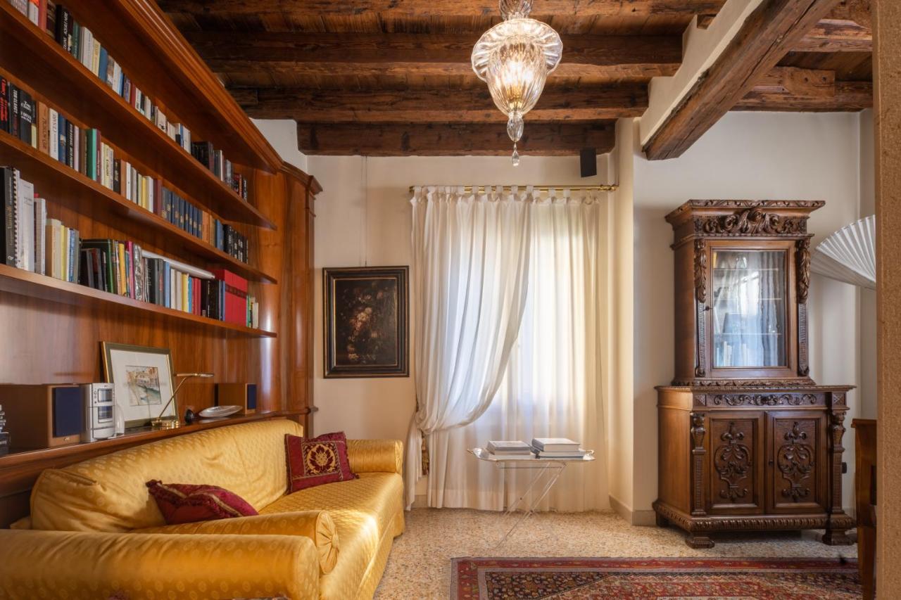 Appartamento Garden Mansion With Private Mooring R&r