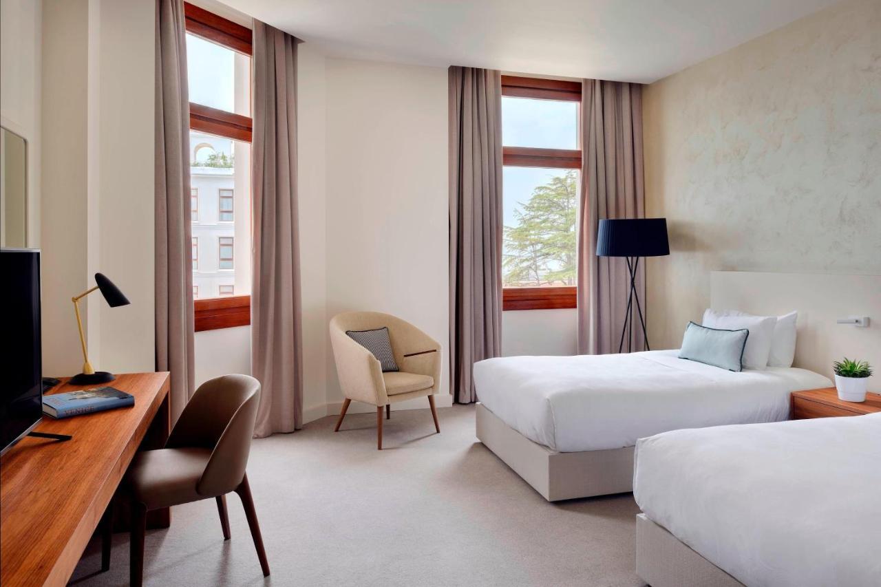 Jw Marriott & 5*