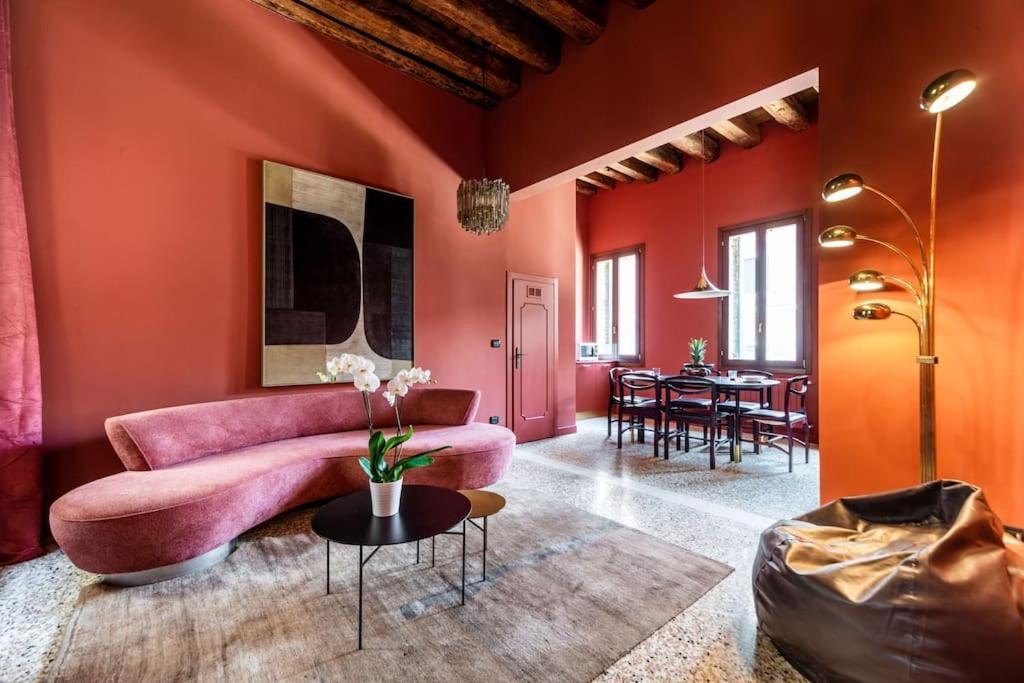 Ca Regina Panada - Passion On The Canal Appartement