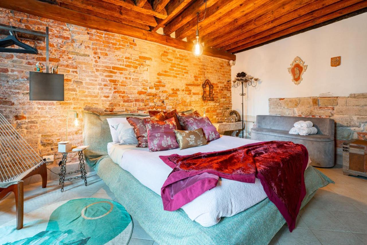 Casa Manina Sul Ponte - Your Private Canal View Venise
