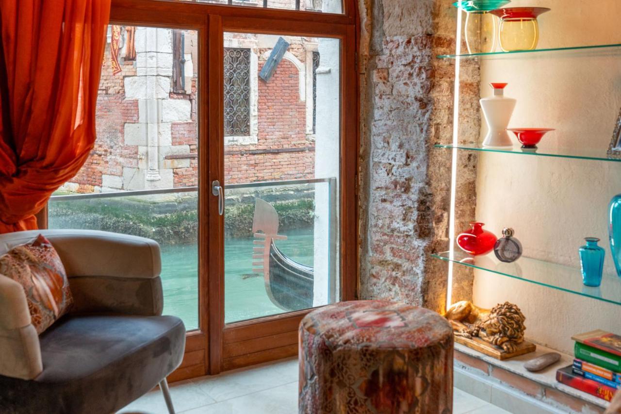 Casa Manina Sul Ponte - Your Private Canal View Venise