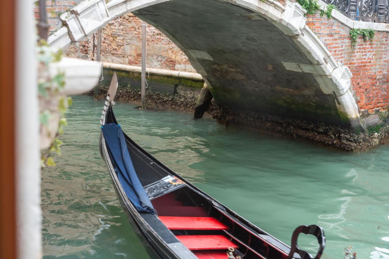 Casa Manina Sul Ponte - Your Private Canal View Appartement *