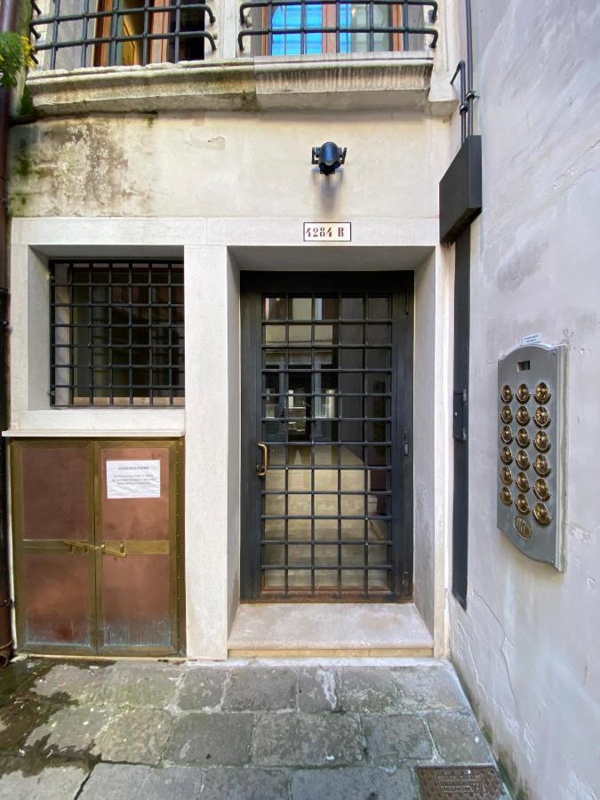 Friari Suite-luxury Apt. Close To Rialto Bridge * Venetië