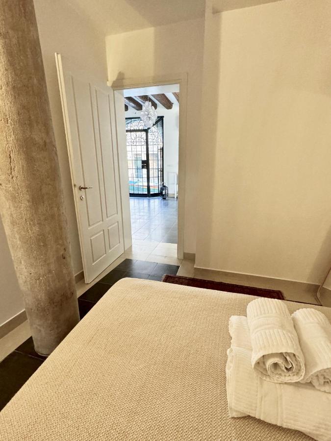 Apartment Ca Penini - Canal View Venice