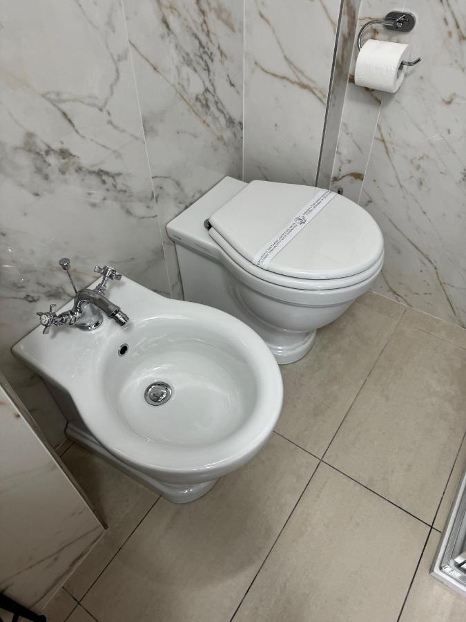 Ca Penini - Canal View Apartment Venice