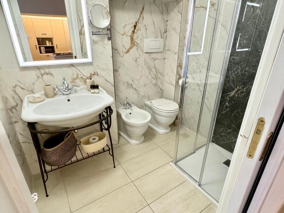 Apartment Ca Penini - Canal View