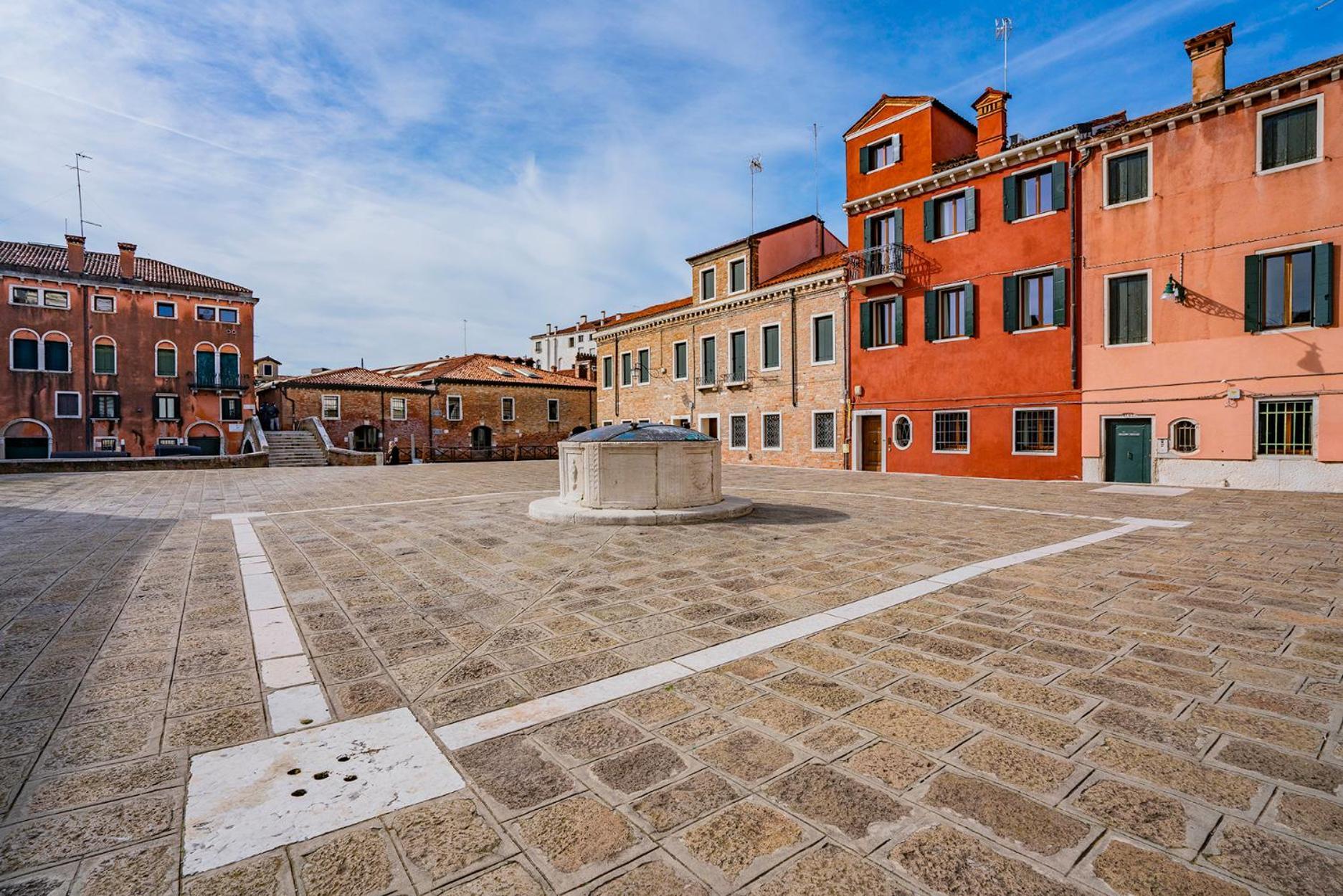 Appartamento Dimora San Trovaso Enchanting Four-bedrooms Venezia