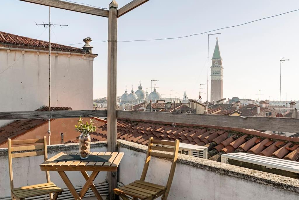 Appartement Ihomes Rialto-corte Del Calice-attico Vista Centro Venetië