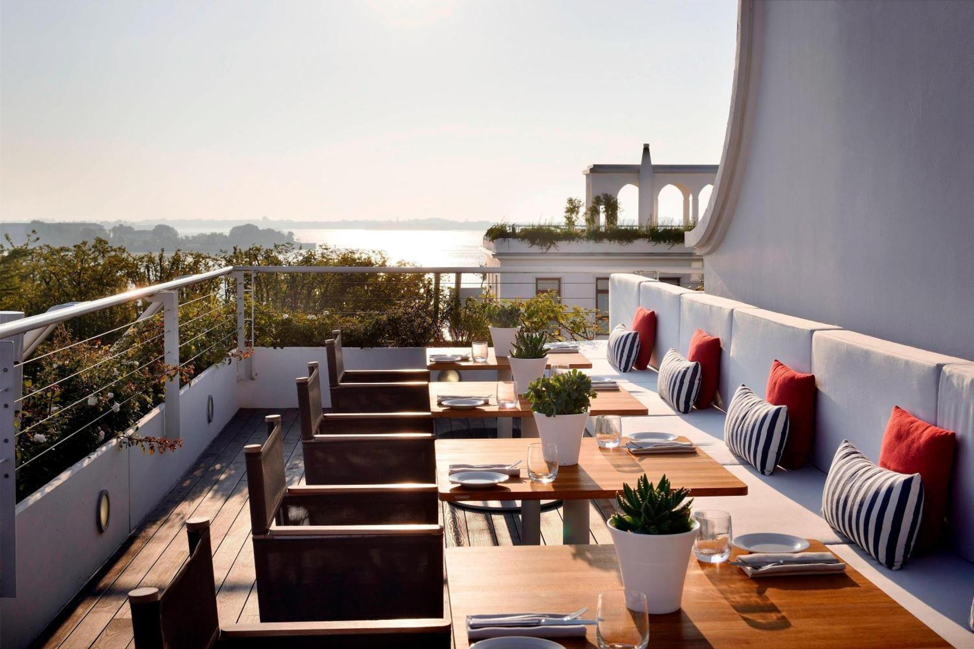 Hotel Jw Marriott & 5*