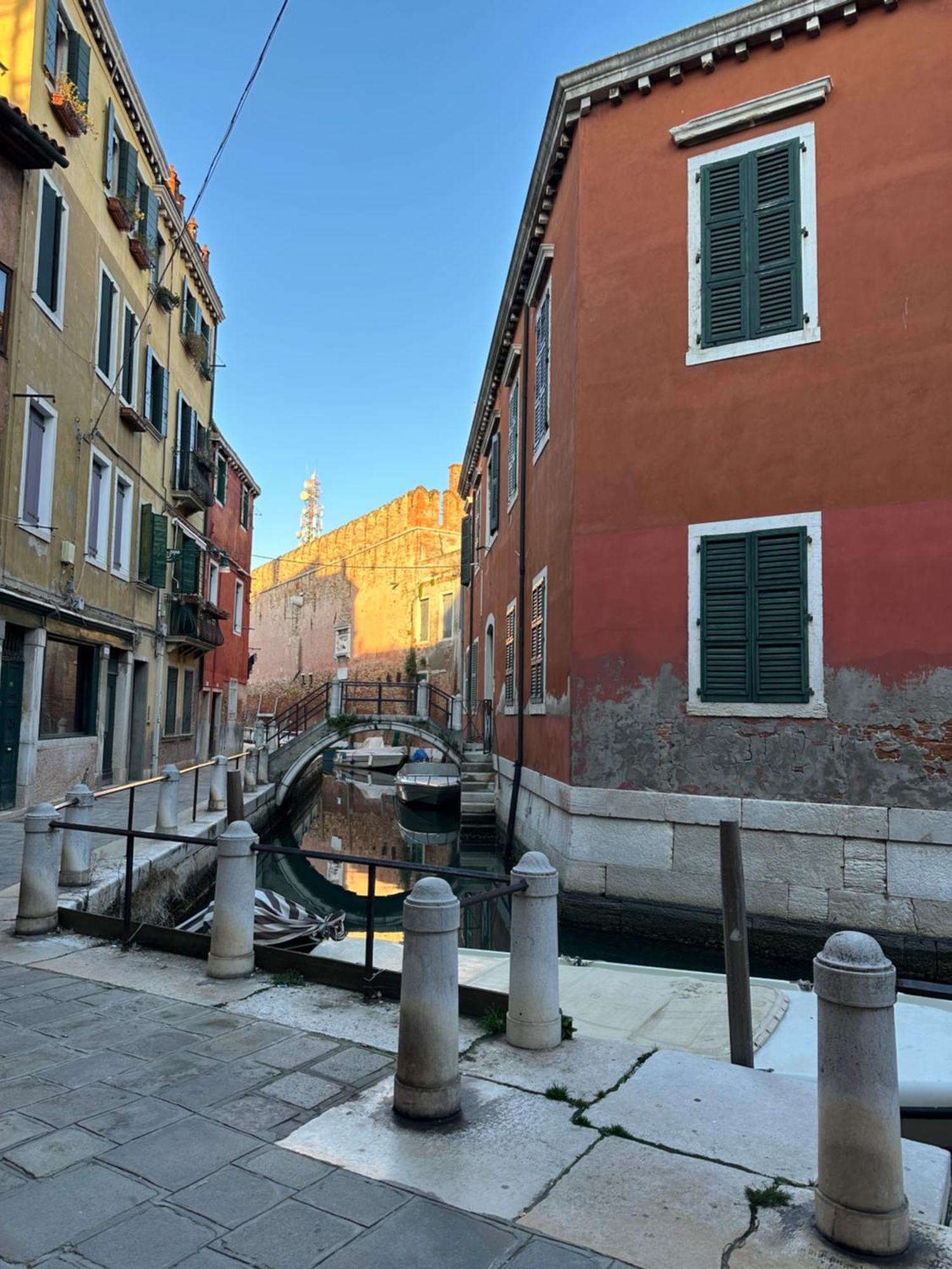 Ca Penini - Canal View *