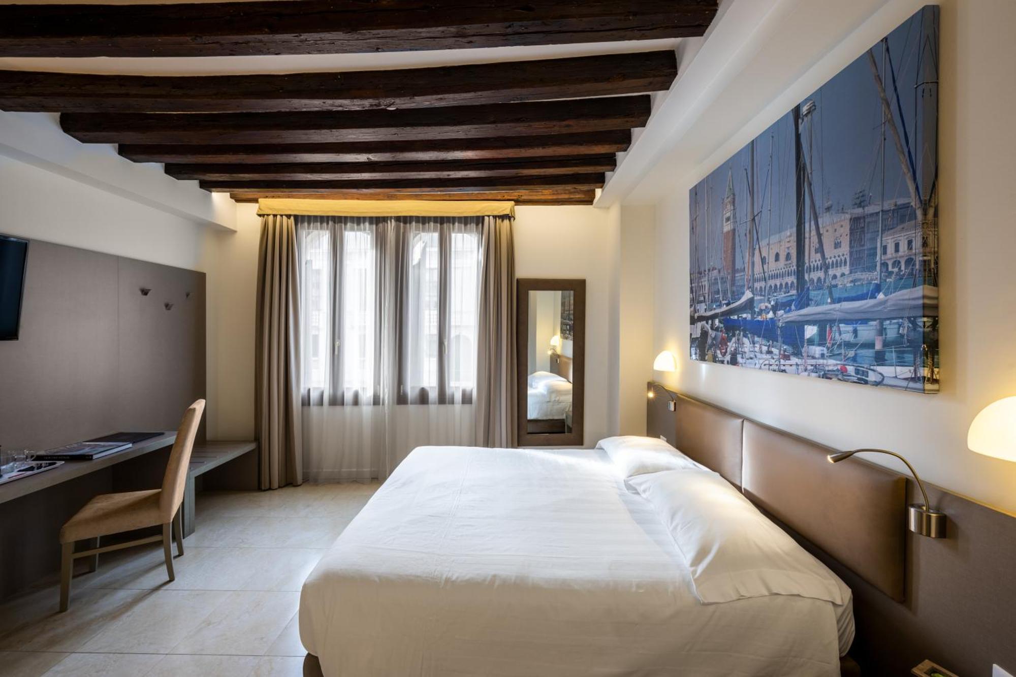 Filù Hotel 3*