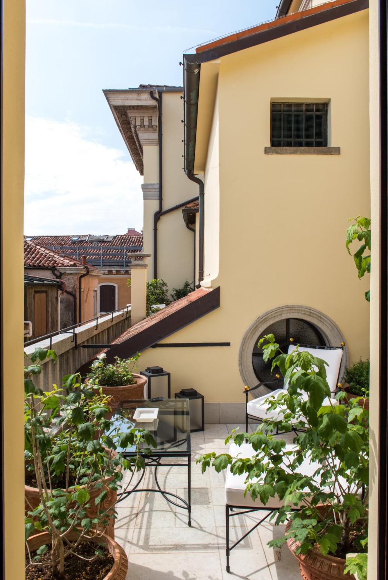 Hotel Nolinski - Evok Collection