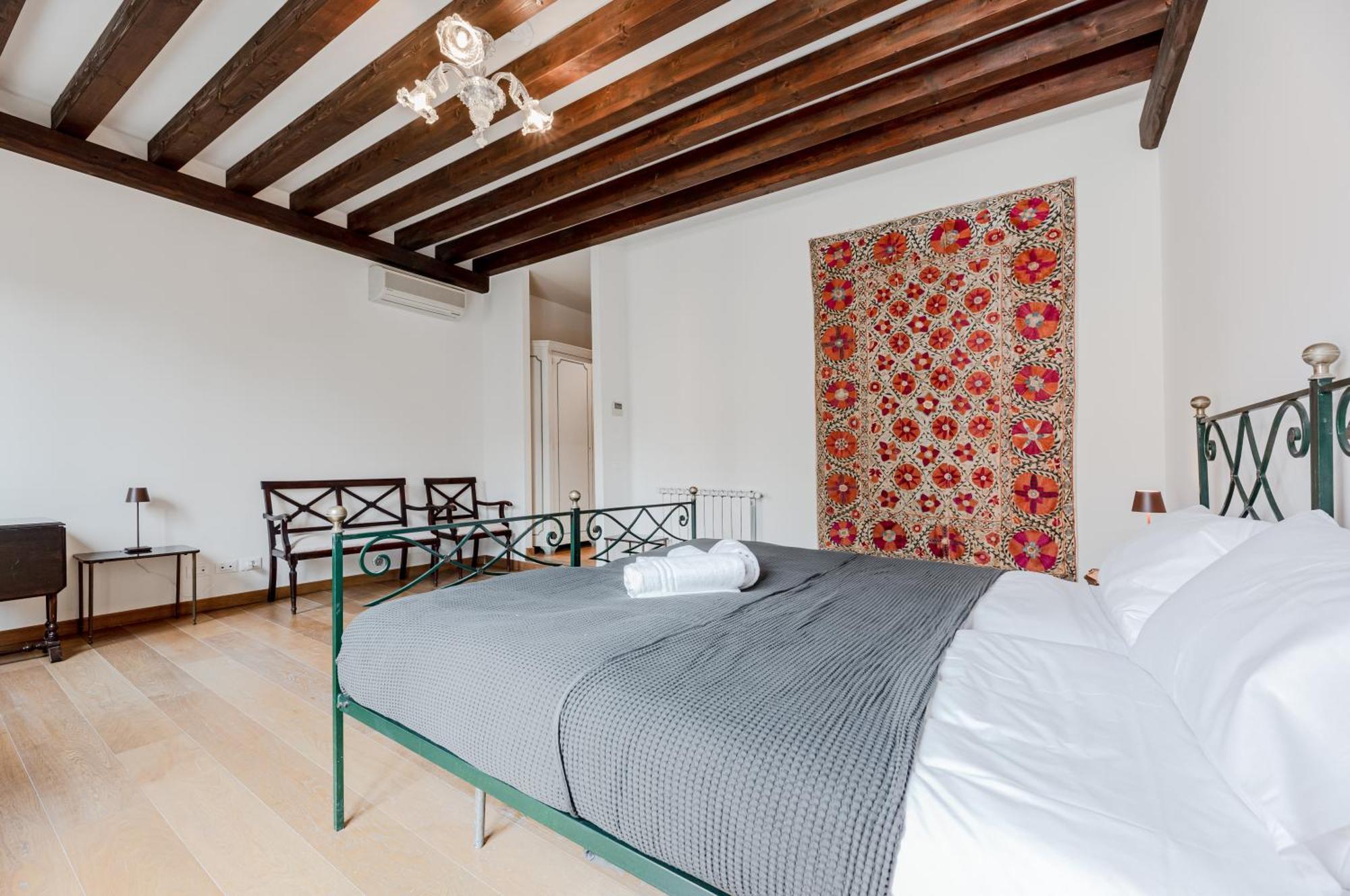 Elegant 7 Minutes From Piazza San Marco! * Venise