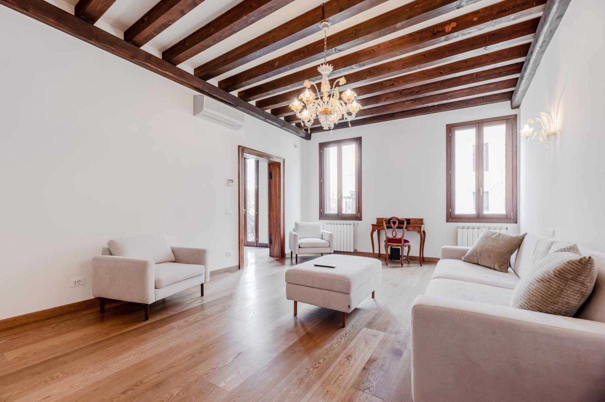 Elegant 7 Minutes From Piazza San Marco! Appartement *