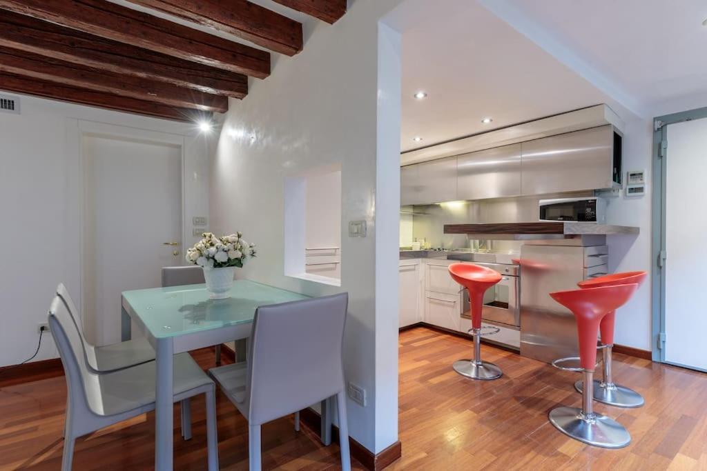 2 Min Da Piazza San Marco L-home Appartement