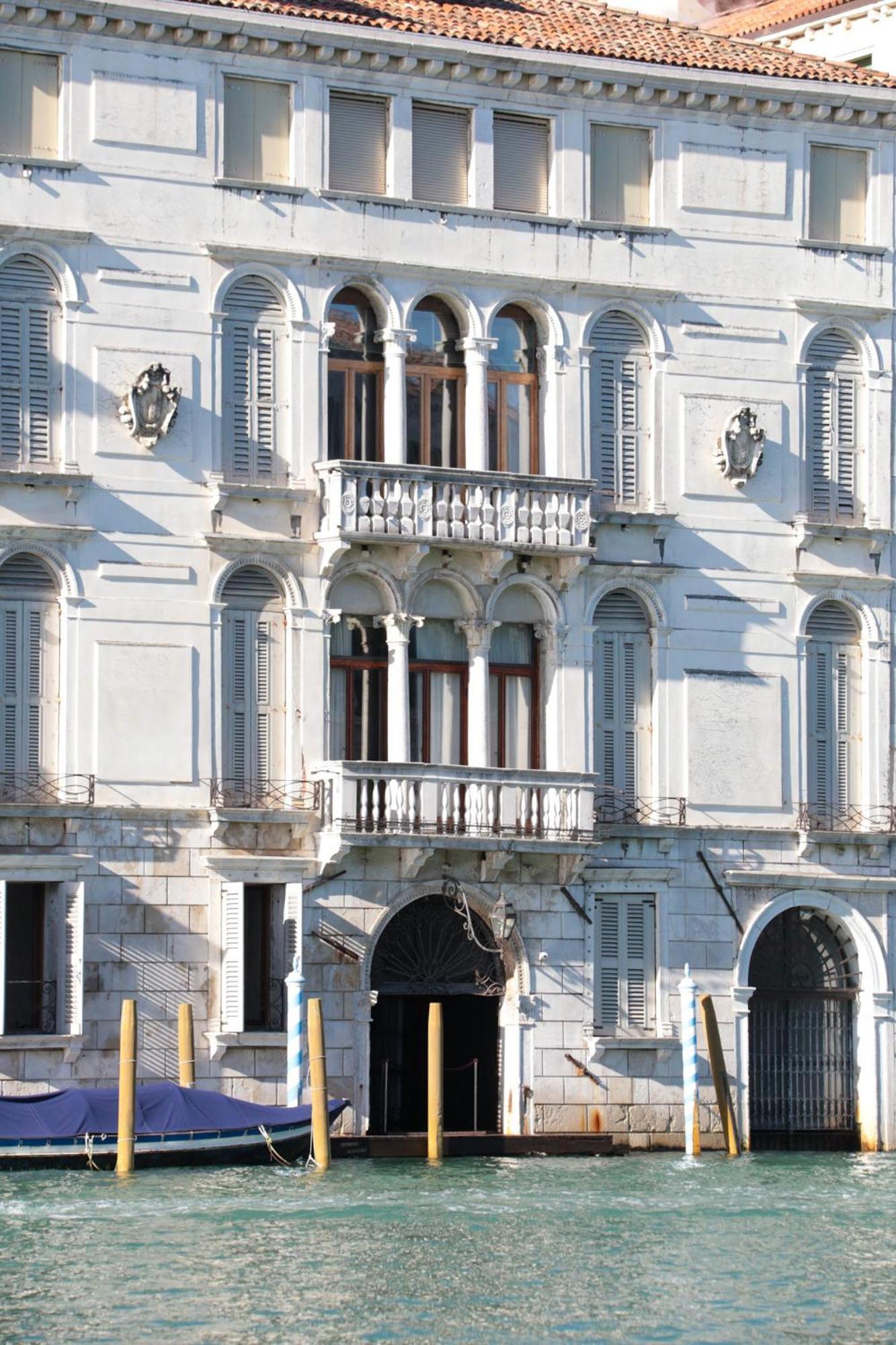 Il Giardino Segreto Di Monty Don Sul Canal Grande Venise
