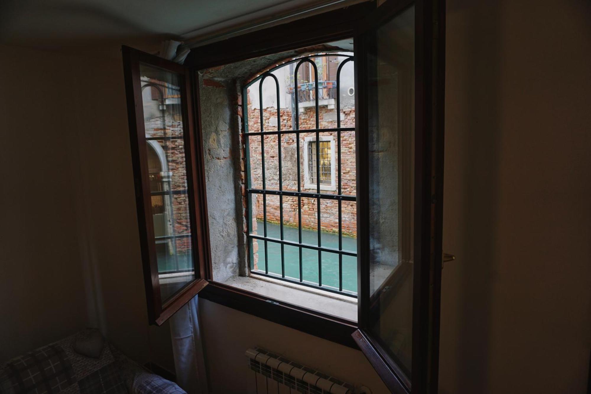 Canal View *