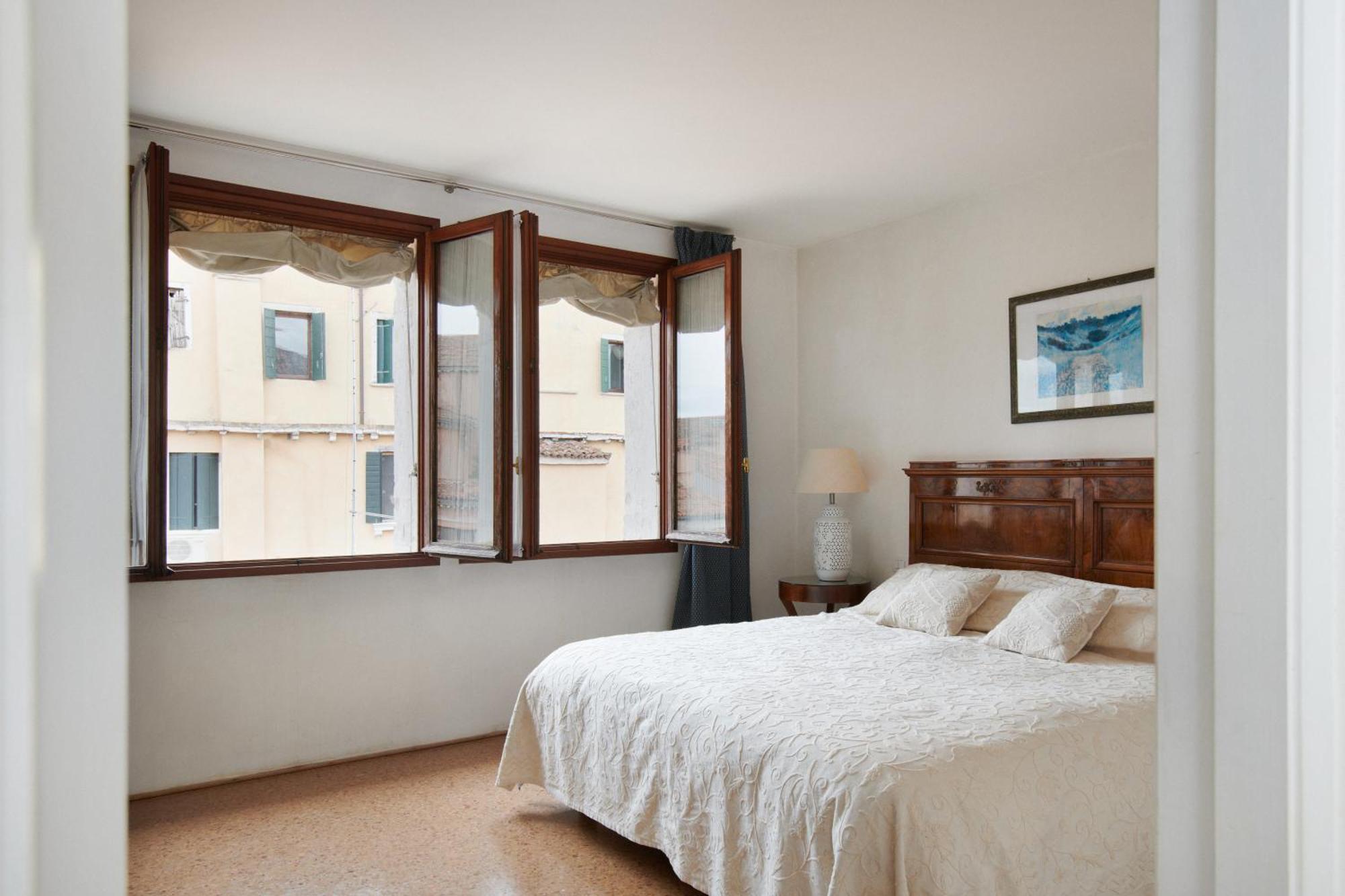 Palazzo Contarini Della Porta Di Ferro Aparthotel Venedig
