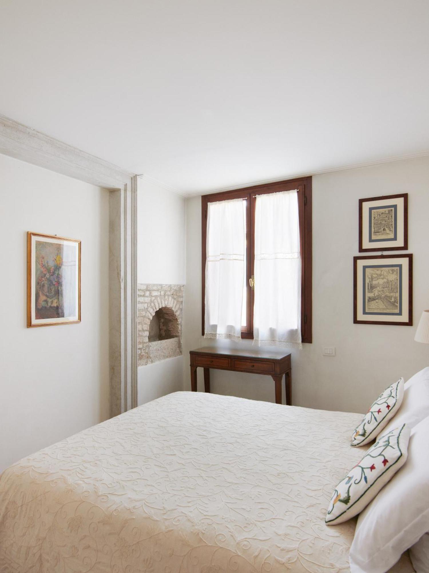 Palazzo Contarini Della Porta Di Ferro * Venedig