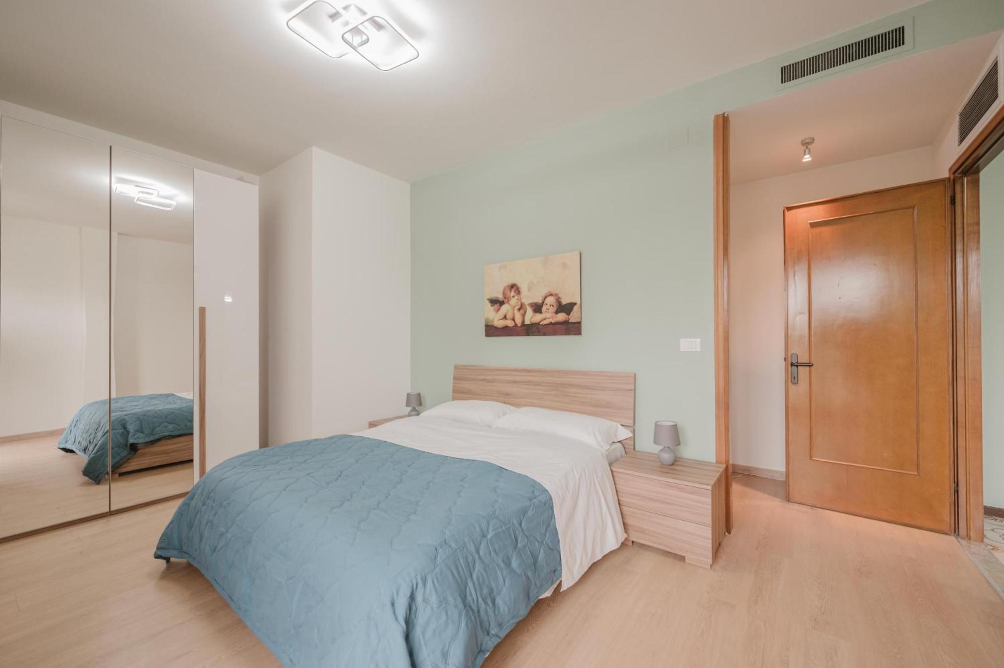 Appartement Viky Flat - 15 Min From & Free Parking Venetië