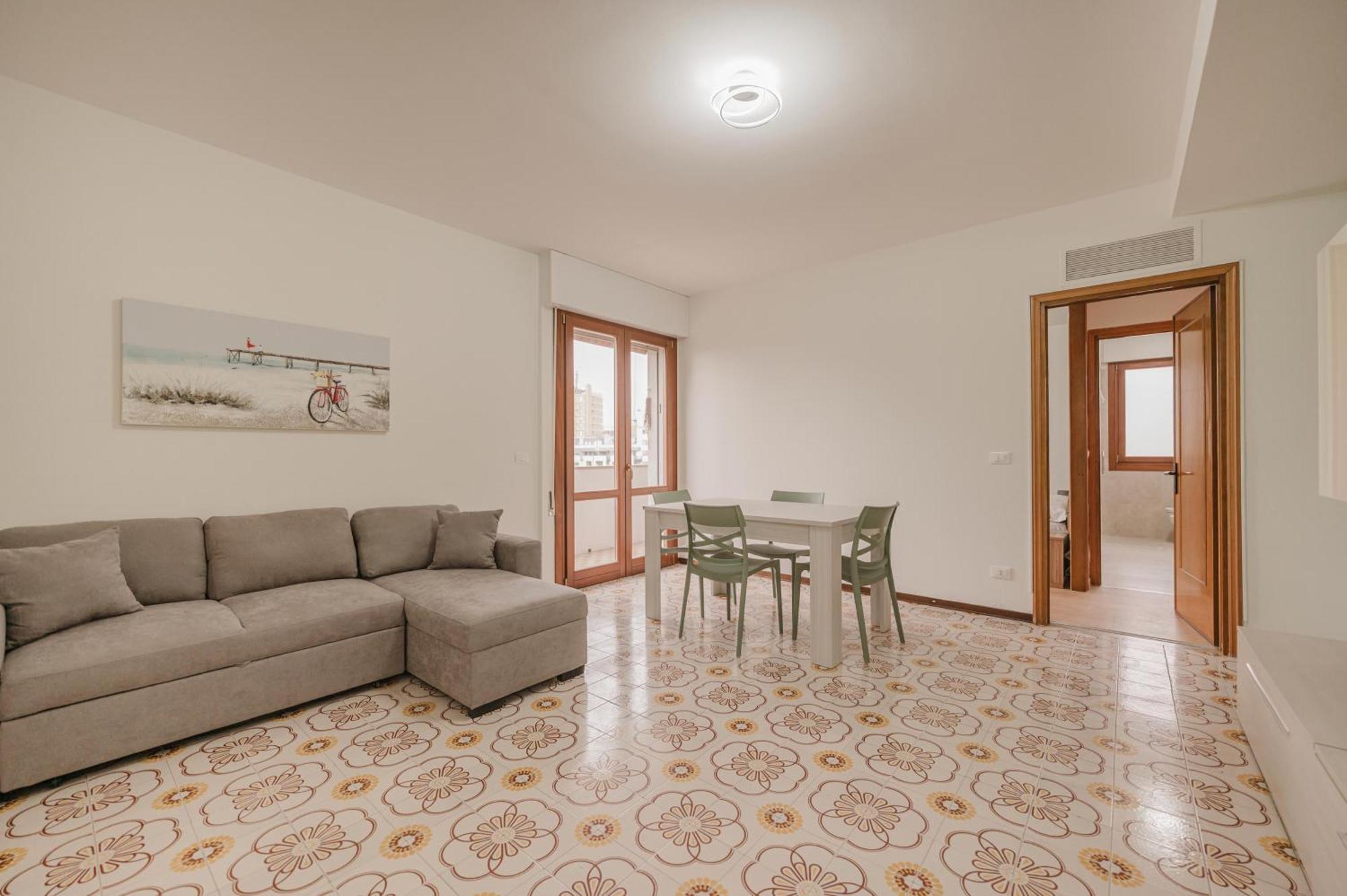 Viky Flat - 15 Min From & Free Parking Appartement *