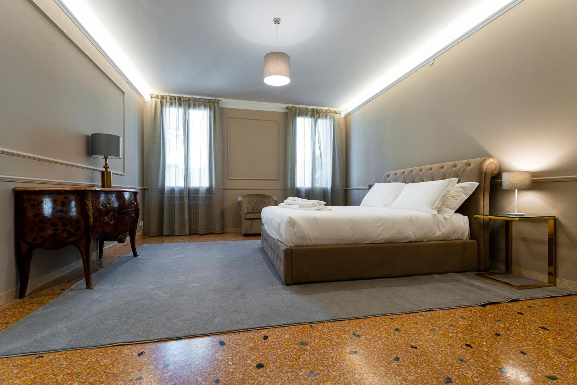 Appartement San Vio Palace Luxury Venetië