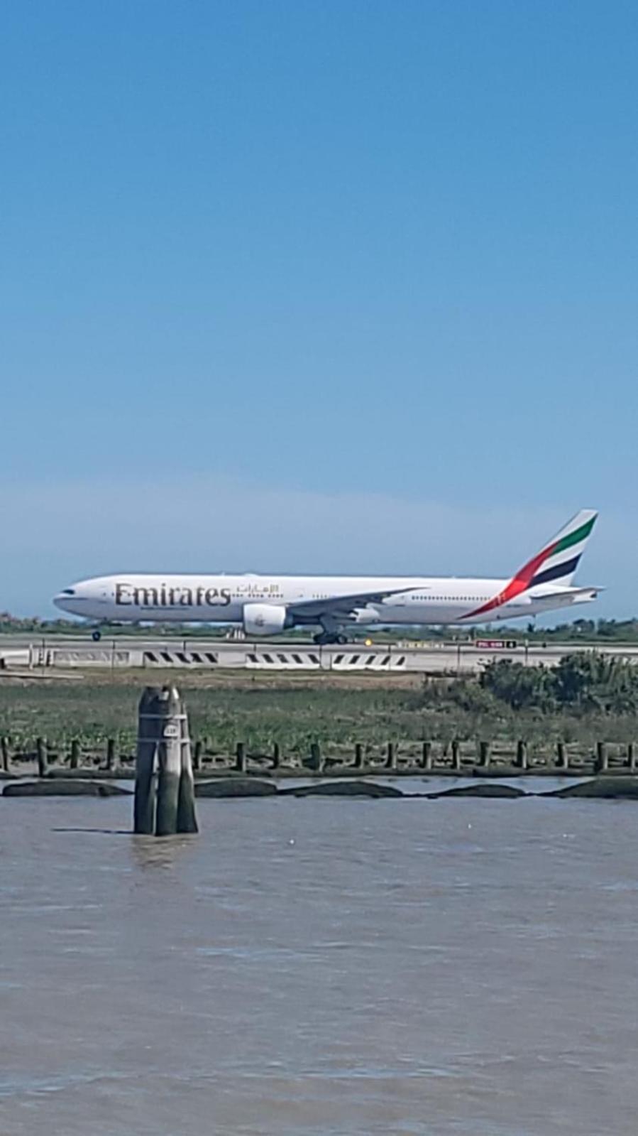 Gasthuis Fly To Airport View Locazione Turistica *