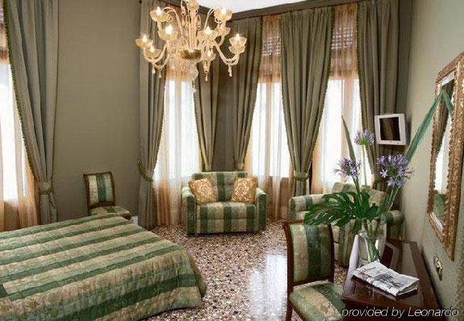 Ca' Gottardi Couette-café 3*
