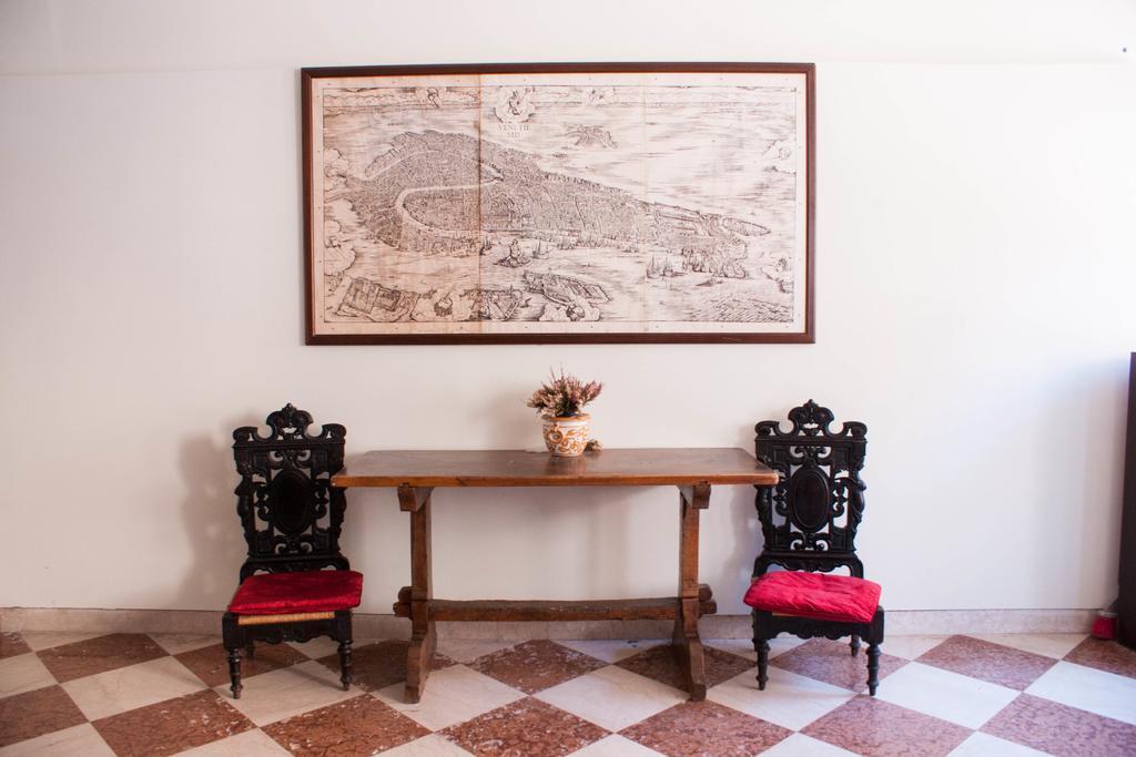 Luxury San Firmino Canal View Venedig