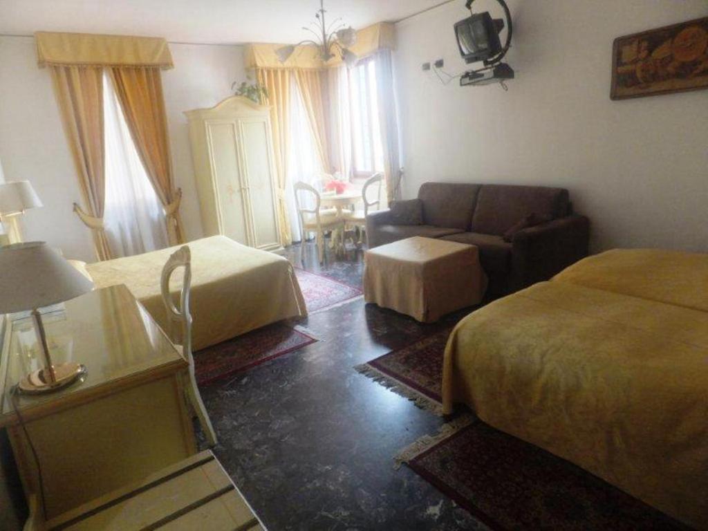 Ca Del Pozzo Guest house 3*