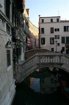 Charming House Iqs * Venezia